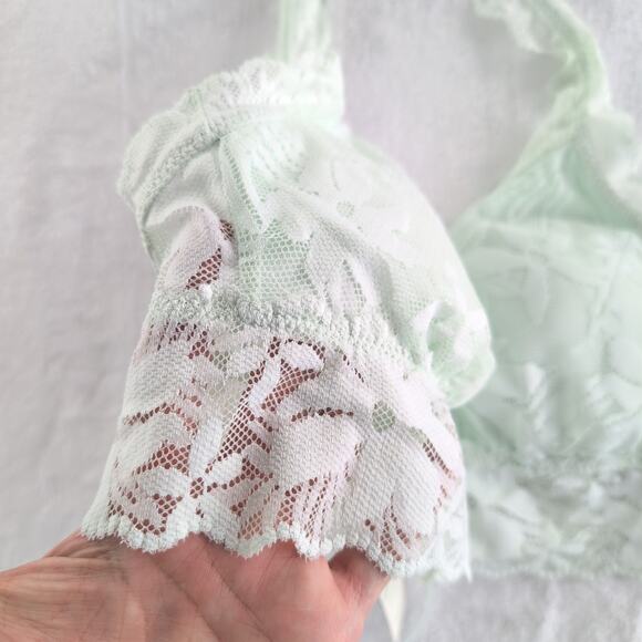 Aerie NWT Halter Lace Removable Pads Bralette Size Med Mint Green - Picture 2 of 8